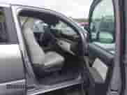 2024 Toyota Tacoma SR5 z VIN 3TMLB5JN3RM061237, wystawiony jako IAAI lot #42166090 z przebiegiem 178 mil mil oraz . Historia ofert i sprzedaży dostępna na DreamBid. Obrazek 5.