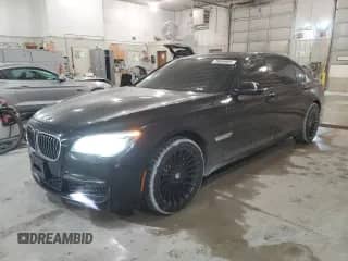 2013 BMW 7 Series 740Li xDrive with VIN WBAYF4C50DD127620, listed as a Copart auction lot 75655904 with 138,033 mi miles and Salvage title. Bid and sale history available at DreamBid. Image 1.