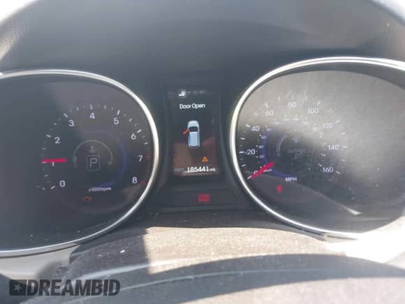 2013 Hyundai Santa Fe Sport with VIN 5XYZUDLAXDG085338, listed as a IAAI auction lot 42855101 with 185,441 mi miles and . Bid and sale history available at DreamBid. Image 7.