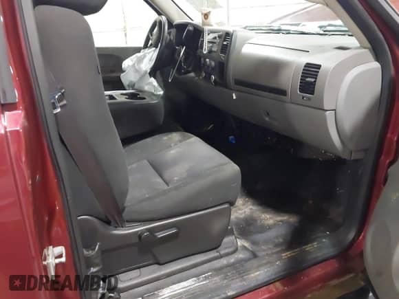 2013 Chevrolet Silverado 1500 Work Truck с VIN 1GCNCPEX4DZ190835, выставлен на аукционе IAAI как лот 41381518 с пробегом 130 583 миль миль и . История ставок и продаж доступна на DreamBid. Изображение 5.
