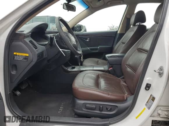 2011 Hyundai Azera GLS с VIN KMHFC4DD1BA540567, выставлен на аукционе Copart как лот 51870535 с пробегом 131 226 миль миль и На запчасти • Non repairable. История ставок и продаж доступна на DreamBid. Изображение 7.