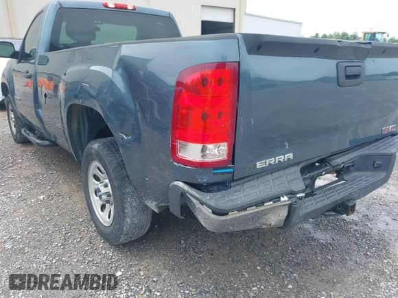 2012 GMC Sierra 1500 Work Truck z VIN 1GTN1TEX2CZ222596, wystawiony jako IAAI lot #42155318 z przebiegiem 143 439 mil mil oraz . Historia ofert i sprzedaży dostępna na DreamBid. Obrazek 6.