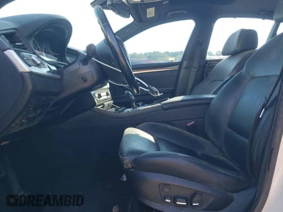 2012 BMW 5 Series 550i с VIN WBAFR9C5XCDX79266, выставлен на аукционе Copart как лот 84447095 с пробегом 163 657 миль миль и Чистый • Clean title. История ставок и продаж доступна на DreamBid. Изображение 7.