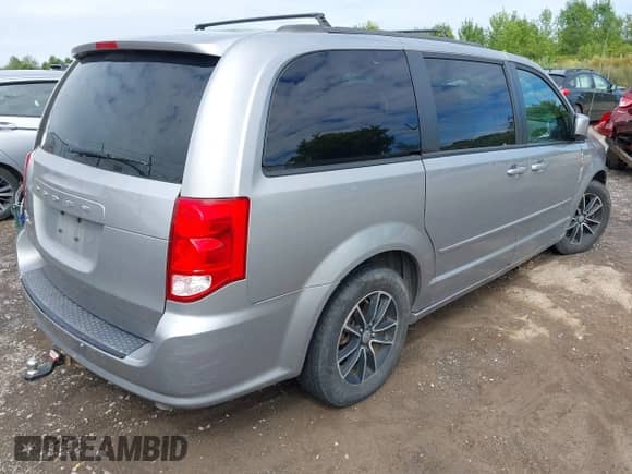 2016 Dodge Grand Caravan SE с VIN 2C4RDGBG9GR137310, выставлен на аукционе IAAI как лот 43048467 с пробегом 114 919 миль миль и . История ставок и продаж доступна на DreamBid. Изображение 4.