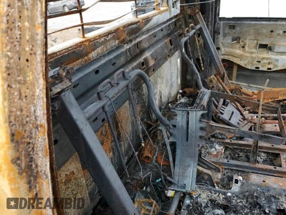 2002 Chevrolet Silverado 2500HD LS with VIN 1GCHK24U22Z250358, listed as a Copart auction lot 82574094 with Not provided miles and Non repairable. Bid and sale history available at DreamBid. Image 10.