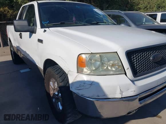 2006 Ford F-150 STX с VIN 1FTRX12WX6NA52192, выставлен на аукционе IAAI как лот 43444396 с пробегом 208 525 миль миль и . История ставок и продаж доступна на DreamBid. Изображение 6.