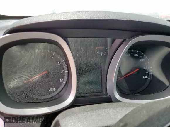 2017 Chevrolet Equinox LT z VIN 2GNALCEK0H6315317, wystawiony jako Copart lot #57473435 z przebiegiem Nie podano mil oraz Szkoda całkowita • Salvage title. Historia ofert i sprzedaży dostępna na DreamBid. Obrazek 9.