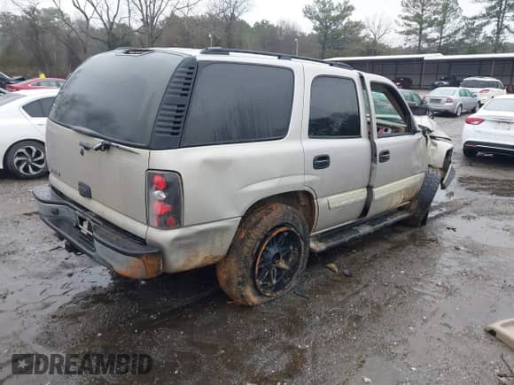 2006 Chevrolet Tahoe Z71 с VIN 1GNEK13T06R164162, выставлен на аукционе IAAI как лот 41417838 с пробегом 139 060 миль миль и . История ставок и продаж доступна на DreamBid. Изображение 4.