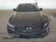 2024 Volvo S60 Core Dark Theme с VIN 7JRL12FK0RG318558, выставлен на аукционе Copart как лот 81773685 с пробегом 25 646 миль миль и Списание • Salvage title. История ставок и продаж доступна на DreamBid. Изображение 5.