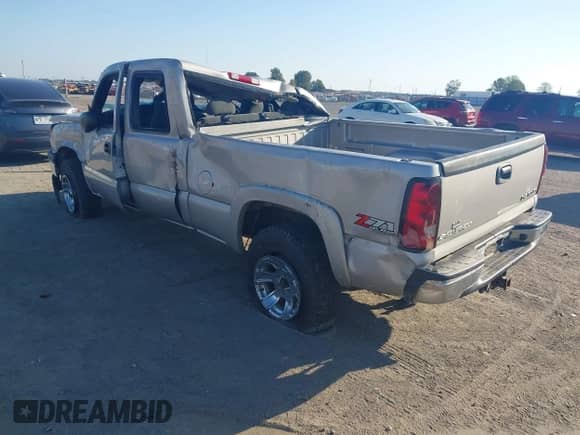 2004 Chevrolet Silverado 1500 LS с VIN 1GCEK19T84E256575, выставлен на аукционе IAAI как лот 43346393 с пробегом 148 581 миль миль и . История ставок и продаж доступна на DreamBid. Изображение 3.