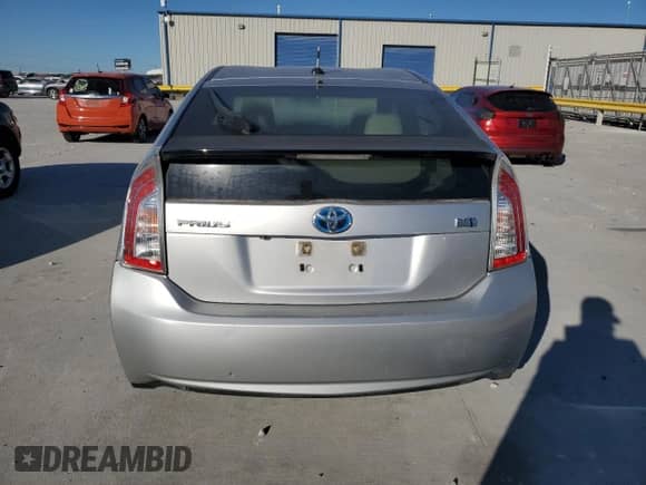 2012 Toyota Prius Four with VIN JTDKN3DU7C5381247, listed as a Copart auction lot 89520245 with 270,077 mi miles and Clean title. Bid and sale history available at DreamBid. Image 6.