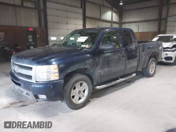 2009 Chevrolet Silverado 1500 LTZ z VIN 1GCEK39J19Z274622, wystawiony jako IAAI lot #41352625 z przebiegiem 213 255 mil mil oraz . Historia ofert i sprzedaży dostępna na DreamBid. Obrazek 2.
