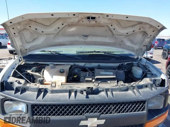 2008 Chevrolet Express Cargo с VIN 1GCGG25C081127006, выставлен на аукционе IAAI как лот 42912562 с пробегом 146 341 миль миль и . История ставок и продаж доступна на DreamBid. Изображение 10.