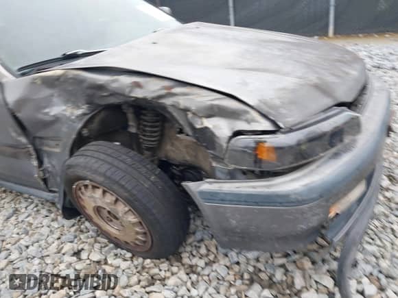 1990 Honda Accord с VIN 1HGCB7662LA106171, выставлен на аукционе IAAI как лот 41564111 с пробегом 231 511 миль миль и . История ставок и продаж доступна на DreamBid. Изображение 6.