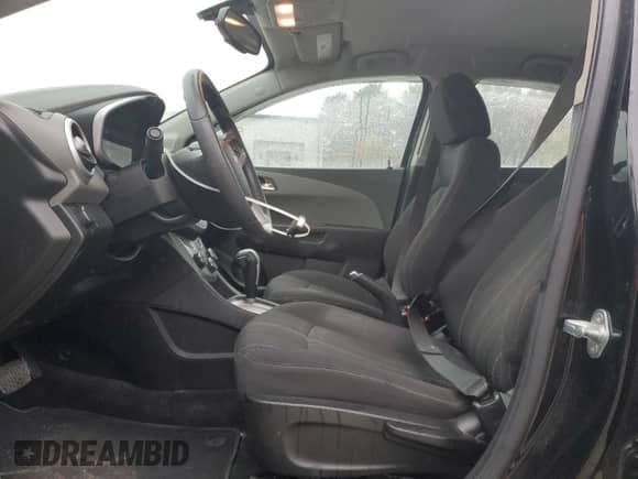 2018 Chevrolet Sonic LT with VIN 1G1JD5SG3J4100239, listed as a Copart auction lot 90578905 with 72,543 mi miles and Salvage title. Bid and sale history available at DreamBid. Image 7.