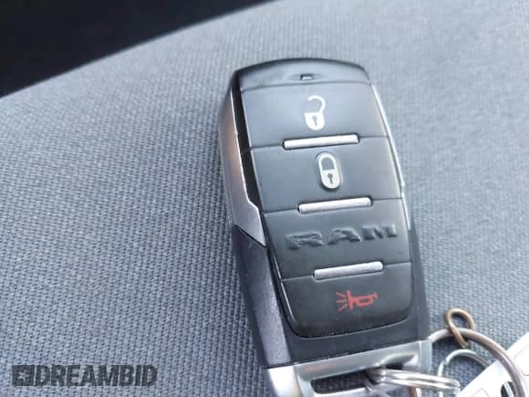 2022 Ram 1500 Big Horn с VIN 1C6RREFT2NN125613, выставлен на аукционе IAAI как лот 42920058 с пробегом 114 431 миль миль и . История ставок и продаж доступна на DreamBid. Изображение 11.