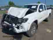 2016 Toyota Tacoma SR5 с VIN 5TFSZ5AN9GX035109, выставлен на аукционе IAAI как лот 42596519 с пробегом 132 600 миль миль и . История ставок и продаж доступна на DreamBid. Изображение 6.
