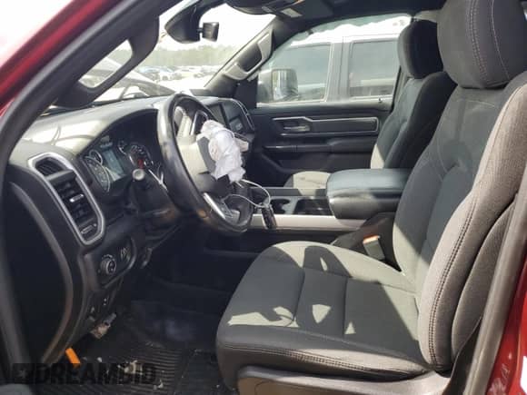 2021 Ram 1500 Big Horn z VIN 1C6RREFG1MN593219, wystawiony jako Copart lot #56027765 z przebiegiem 81 616 mil mil oraz Szkoda całkowita • Salvage title. Historia ofert i sprzedaży dostępna na DreamBid. Obrazek 7.