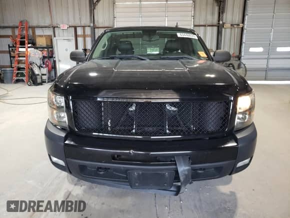 2013 Chevrolet Silverado 1500 LT z VIN 1GCRKSEA5DZ269031, wystawiony jako Copart lot #63440035 z przebiegiem 203 671 mil mil oraz Czysty tytuł • Clean title. Historia ofert i sprzedaży dostępna na DreamBid. Obrazek 5.