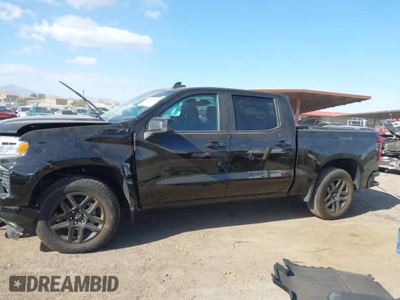 2023 Chevrolet Silverado 1500 RST with VIN 2GCUDEED9P1139850, listed as a IAAI auction lot 41735915 with 25,229 mi miles and . Bid and sale history available at DreamBid. Image 14.