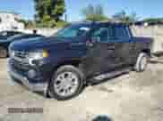 2024 Chevrolet Silverado 1500 z VIN 3GCPAEE80RG288621, wystawiony jako Copart lot #77866144 z przebiegiem 5 492 mil mil oraz Szkoda całkowita • Salvage title. Historia ofert i sprzedaży dostępna na DreamBid. Obrazek 1.