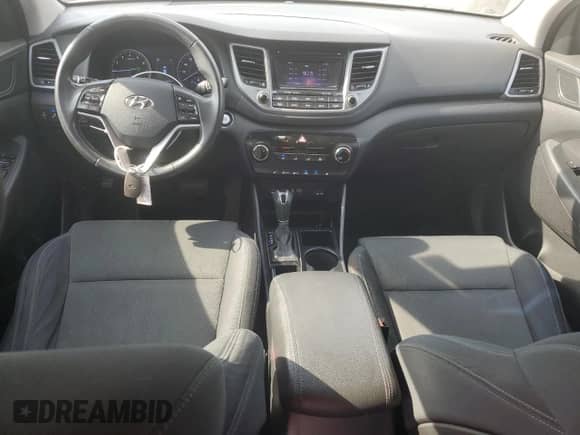 2016 Hyundai Tucson Limited with VIN KM8J3CA27GU242263, listed as a Copart auction lot 80664635 with 85,683 mi miles and Clean title. Bid and sale history available at DreamBid. Image 8.