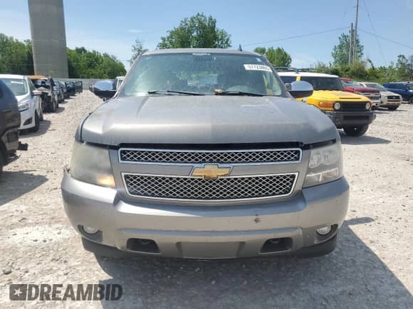 2007 Chevrolet Tahoe LS with VIN 1GNFK13097J332410, listed as a Copart auction lot 57723865 with 218,523 mi miles and Clean title. Bid and sale history available at DreamBid. Image 5.