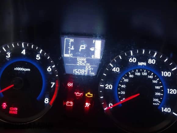 2017 Hyundai Accent SE z VIN KMHCT4AE2HU394476, wystawiony jako IAAI lot #43404316 z przebiegiem 150 891 mil mil oraz . Historia ofert i sprzedaży dostępna na DreamBid. Obrazek 7.