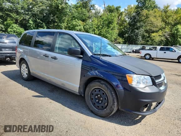 2019 Dodge Grand Caravan SE z VIN 2C4RDGBG3KR766702, wystawiony jako Copart lot #81820245 z przebiegiem 184 293 mil mil oraz Czysty tytuł • Clean title. Historia ofert i sprzedaży dostępna na DreamBid. Obrazek 4.