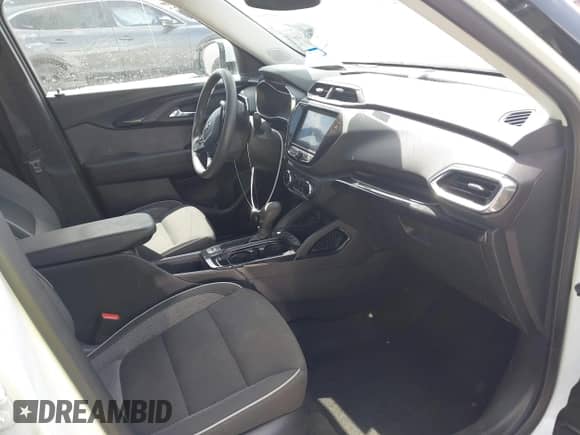 2023 Chevrolet TrailBlazer LT with VIN KL79MRSL4PB068319, listed as a IAAI auction lot 42568703 with 72,651 mi miles and . Bid and sale history available at DreamBid. Image 5.