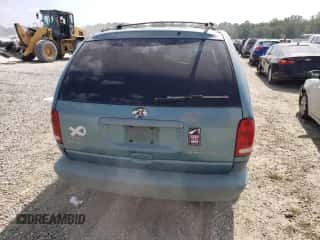 1999 Dodge Caravan SE с VIN 2B4GP44G3XR423211, выставлен на аукционе Copart как лот 69094794 с пробегом 158 050 миль миль и Списание • Salvage title. История ставок и продаж доступна на DreamBid. Изображение 6.