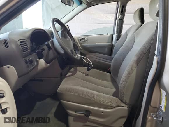 2007 Dodge Caravan SXT z VIN 1D4GP45R47B161106, wystawiony jako Copart lot #69018935 z przebiegiem 279 781 mil mil oraz Szkoda całkowita • Salvage title. Historia ofert i sprzedaży dostępna na DreamBid. Obrazek 7.