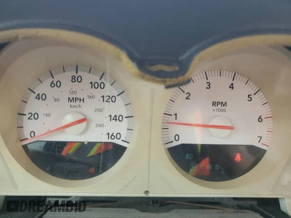 2005 Dodge Magnum RT with VIN 2D4GV58295H123319, listed as a Copart auction lot 81637735 with 172,003 mi miles and Clean title. Bid and sale history available at DreamBid. Image 9.