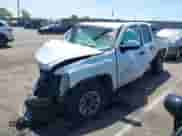 2011 Chevrolet Silverado 1500 LT с VIN 3GCPCSEA5BG111807, выставлен на аукционе IAAI как лот 42098757 с пробегом Не указан миль и . История ставок и продаж доступна на DreamBid. Изображение 2.