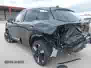 2025 Nissan Kicks SR with VIN 3N8AP6DC7SL313435, listed as a IAAI auction lot 42407033 with 8,257 mi miles and . Bid and sale history available at DreamBid. Image 3.