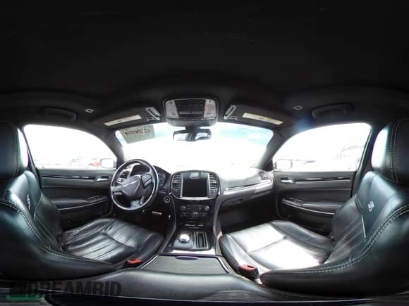 2017 Chrysler 300 S с VIN 2C3CCABGXHH616160, выставлен на аукционе IAAI как лот 42206004 с пробегом 131 306 миль миль и . История ставок и продаж доступна на DreamBid. Изображение 19.