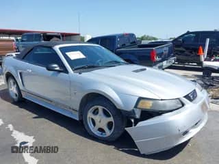 2001 Ford Mustang Deluxe with VIN 1FAFP44451F208230, listed as a IAAI auction lot 42191956 with 118,287 mi miles and . Bid and sale history available at DreamBid. Image 1.