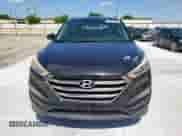 2016 Hyundai Tucson SE with VIN KM8J33A47GU197746, listed as a Copart auction lot 59098525 with 137,384 mi miles and Clean title. Bid and sale history available at DreamBid. Image 5.