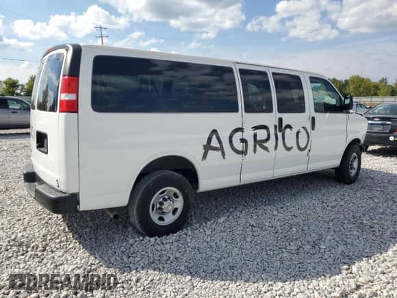 2023 Chevrolet Express Passenger LS с VIN 1GAZGNFP5P1138053, выставлен на аукционе Copart как лот 69814074 с пробегом 19 516 миль миль и Списание • Salvage title. История ставок и продаж доступна на DreamBid. Изображение 3.