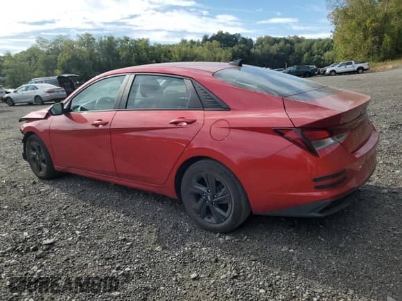 2021 Hyundai Elantra SEL с VIN 5NPLS4AG4MH004703, выставлен на аукционе Copart как лот 80936645 с пробегом 27 066 миль миль и Списание • Salvage title. История ставок и продаж доступна на DreamBid. Изображение 2.