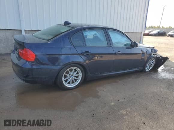 2010 BMW 3 Series 323i с VIN WBAPG7C5XAA794413, выставлен на аукционе Copart как лот 80821145 с пробегом 259 630 миль миль и Списание • Salvage title. История ставок и продаж доступна на DreamBid. Изображение 3.