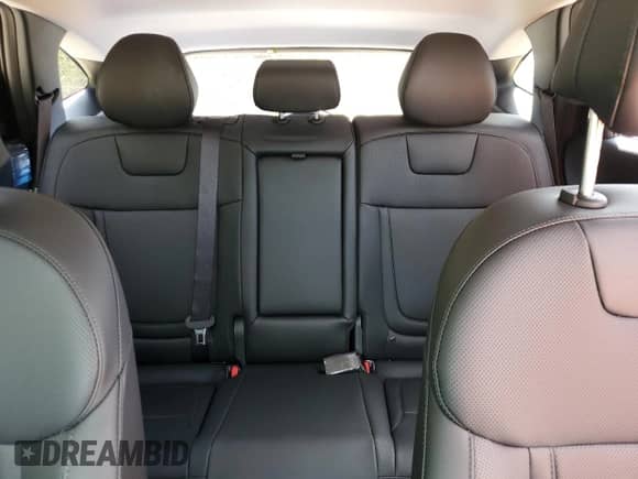 2025 Hyundai Tucson SEL Convenience with VIN KM8JCDD11SU367521, listed as a Copart auction lot 70697325 with 9 mi miles and Salvage title. Bid and sale history available at DreamBid. Image 10.