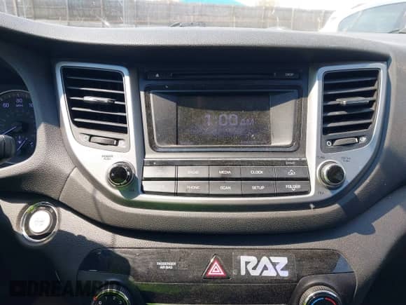 2016 Hyundai Tucson Limited with VIN KM8J3CA23GU047437, listed as a IAAI auction lot 41858072 with 106,168 mi miles and . Bid and sale history available at DreamBid. Image 18.