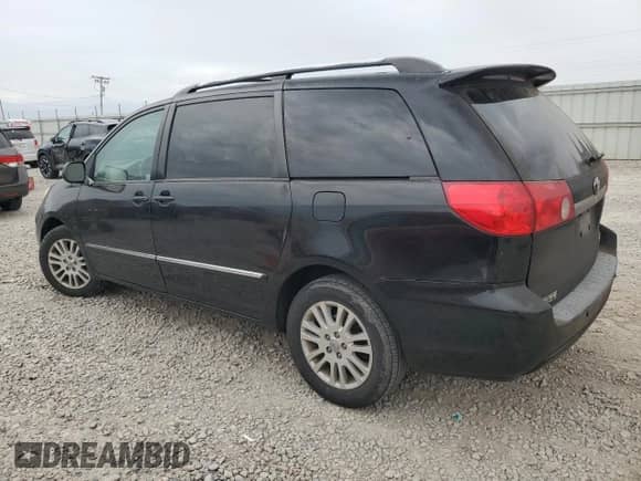 2008 Toyota Sienna XLE z VIN 5TDBK22C38S013128, wystawiony jako Copart lot #70060255 z przebiegiem 154 984 mil mil oraz Czysty tytuł • Clean title. Historia ofert i sprzedaży dostępna na DreamBid. Obrazek 2.