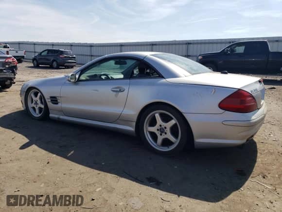 2003 Mercedes-Benz SL 500 z VIN WDBSK75F33F029923, wystawiony jako Copart lot #68968815 z przebiegiem 130 249 mil mil oraz Czysty tytuł • Clean title. Historia ofert i sprzedaży dostępna na DreamBid. Obrazek 2.