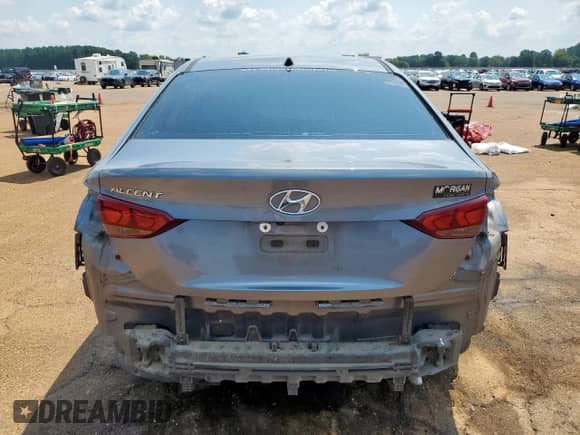 2020 Hyundai Accent SE с VIN 3KPC24A63LE109422, выставлен на аукционе Copart как лот 68076145 с пробегом 53 474 миль миль и Списание • Salvage title. История ставок и продаж доступна на DreamBid. Изображение 6.