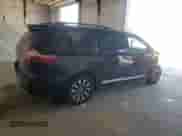2020 Toyota Sienna XLE z VIN 5TDDZ3DCXLS249002, wystawiony jako Copart lot #65538365 z przebiegiem 84 167 mil mil oraz Szkoda całkowita • Salvage title. Historia ofert i sprzedaży dostępna na DreamBid. Obrazek 3.