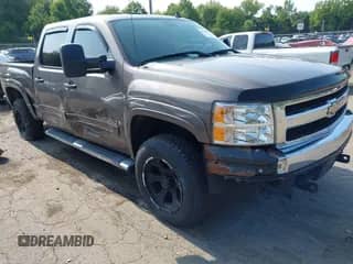 2008 Chevrolet Silverado 1500 1LT with VIN 2GCEK13M281231650, listed as a IAAI auction lot 42948093 with 244,935 mi miles and . Bid and sale history available at DreamBid. Image 1.