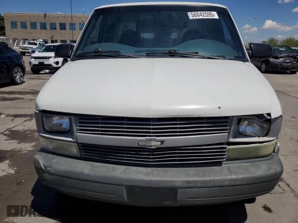 1999 Chevrolet Astro Cargo с VIN 1GCDL19W6XB189242, выставлен на аукционе Copart как лот 56042595 с пробегом 196 608 миль миль и Списание • Salvage title. История ставок и продаж доступна на DreamBid. Изображение 5.