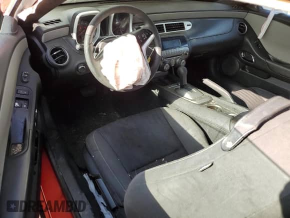 2015 Chevrolet Camaro LS z VIN 2G1FB1E30F9204317, wystawiony jako Copart lot #88449615 z przebiegiem 167 934 mil mil oraz Szkoda całkowita • Salvage title. Historia ofert i sprzedaży dostępna na DreamBid. Obrazek 8.